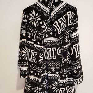 Black and White Pink Robe XS